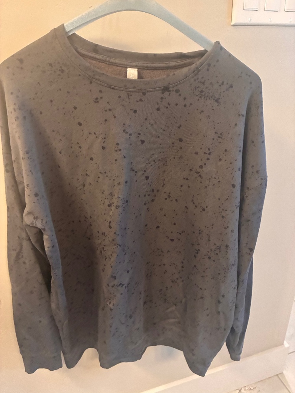 Athleta women’s medium crewneck